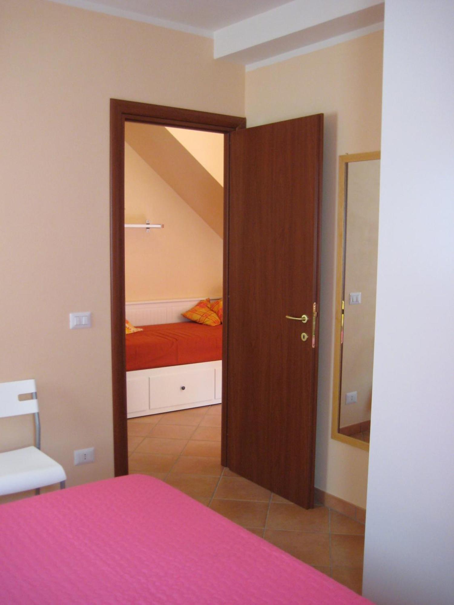 Gaia Holidays Apartment Cefalu Room photo