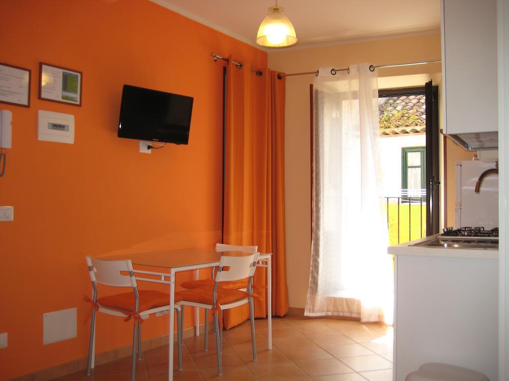 Gaia Holidays Apartment Cefalu Room photo